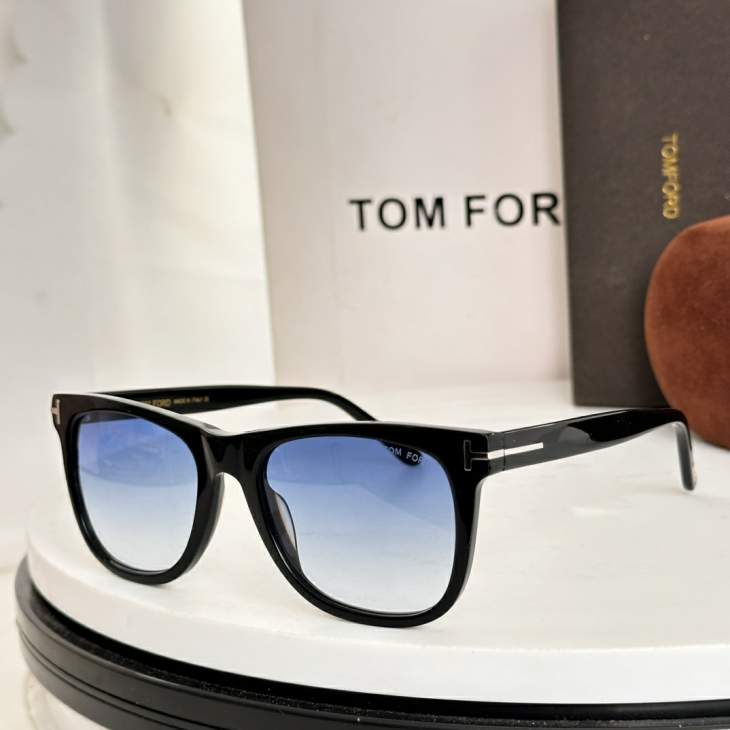 Picture of Tom Ford Sunglasses _SKUfw77644357fw